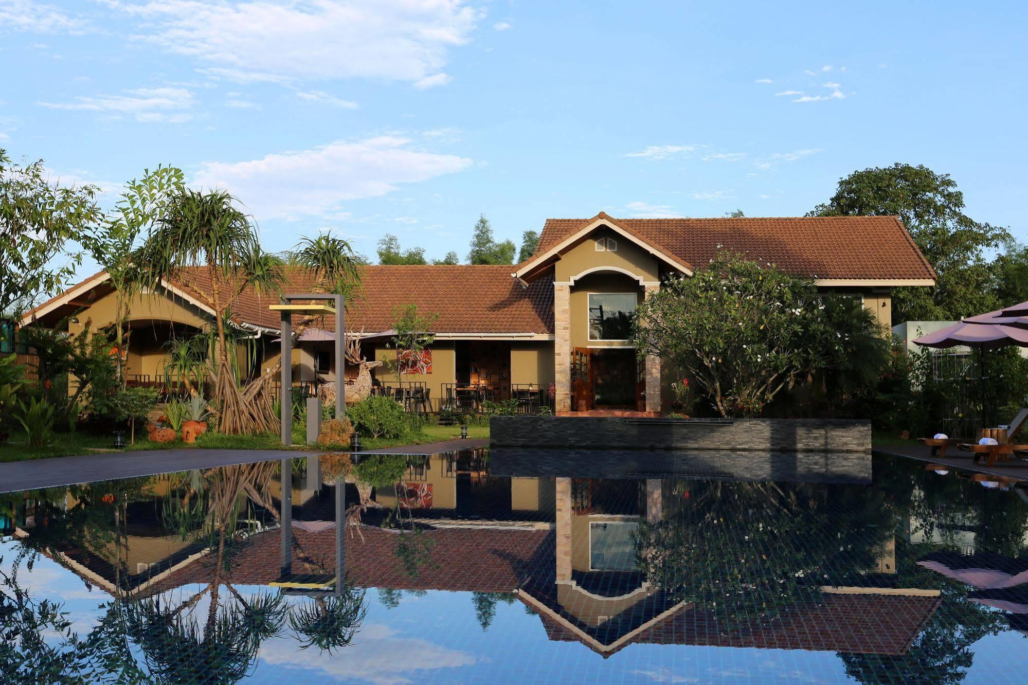 Corner Spa Resort Chiang Mai Exterior photo